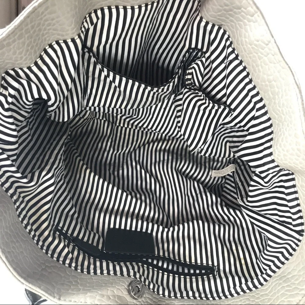 Charming Charlie Gray Multi Zipper Purse‎